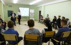 Омск работает в проекте «На урок — вместе»