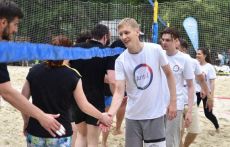 В Сокольниках прошел благотворительный турнир по пляжному волейболу