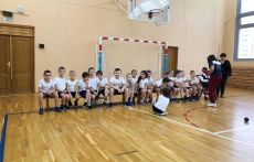Фехтование, пауэрлифтинг и бочча: в московской школе прошёл фестиваль параспорта