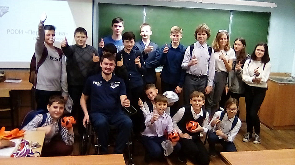 В Химках прошел урок параспорта по регби на колясках