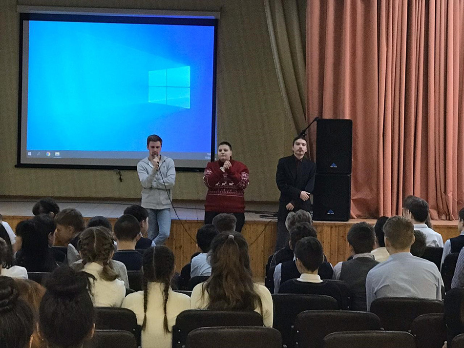 А вы знали, что есть пони-поводыри? А вы знали, что есть пони-поводыри?