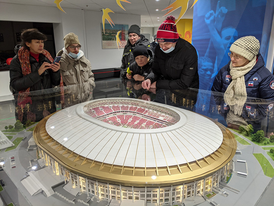 Где переодевался Месси: как прошла экскурсия по стадиону Лужники